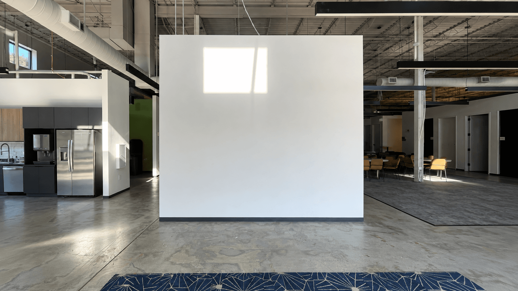 Blank entrance wall at LIIV Brookhaven